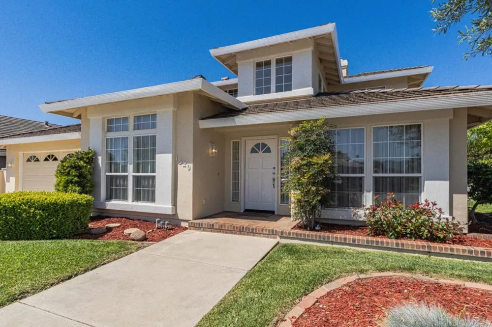1520 Cambridge Court Salinas, CA 93906