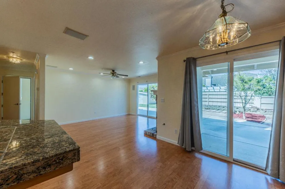 1520 Cambridge Court Salinas, CA 93906