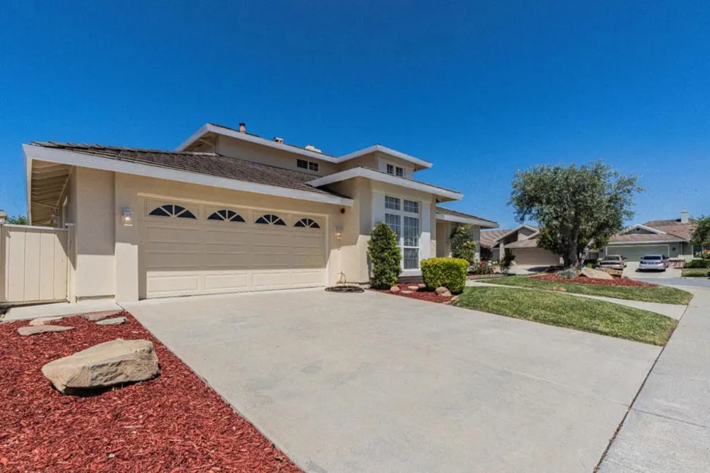 1520 Cambridge Court Salinas, CA 93906