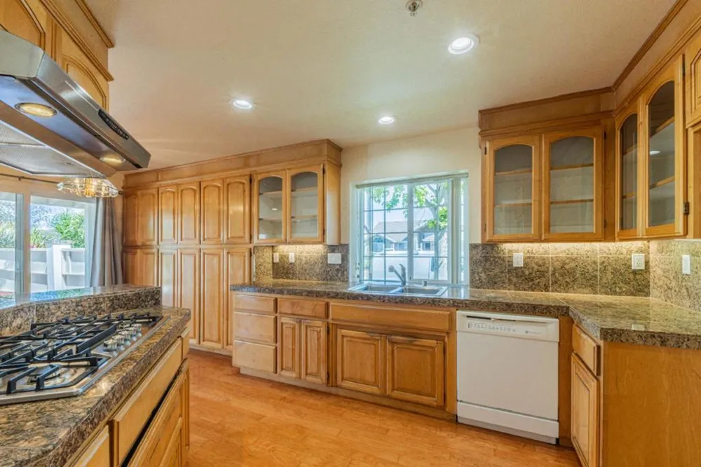 1520 Cambridge Court Salinas, CA 93906