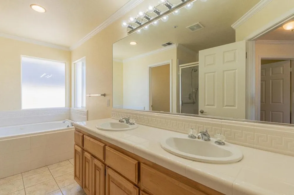 1520 Cambridge Court Salinas, CA 93906