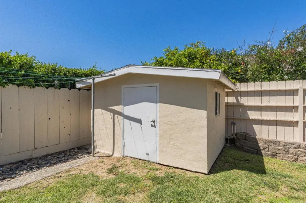 1520 Cambridge Court Salinas, CA 93906