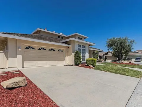 1520 Cambridge Court