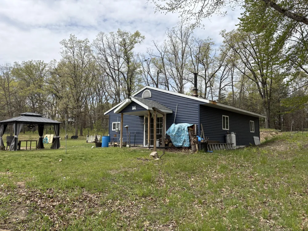 8774 S Star Lake Drive Baldwin, MI 49304