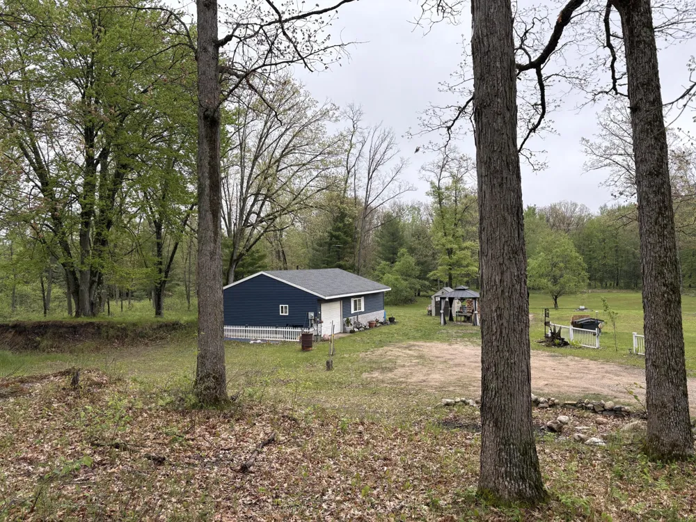 8774 S Star Lake Drive Baldwin, MI 49304