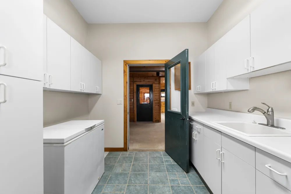 130 S Peninsula South Arm Township, MI 49727