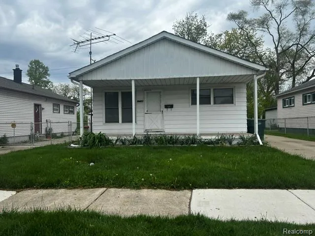 1774 Council Avenue Lincoln Park City, MI 48146