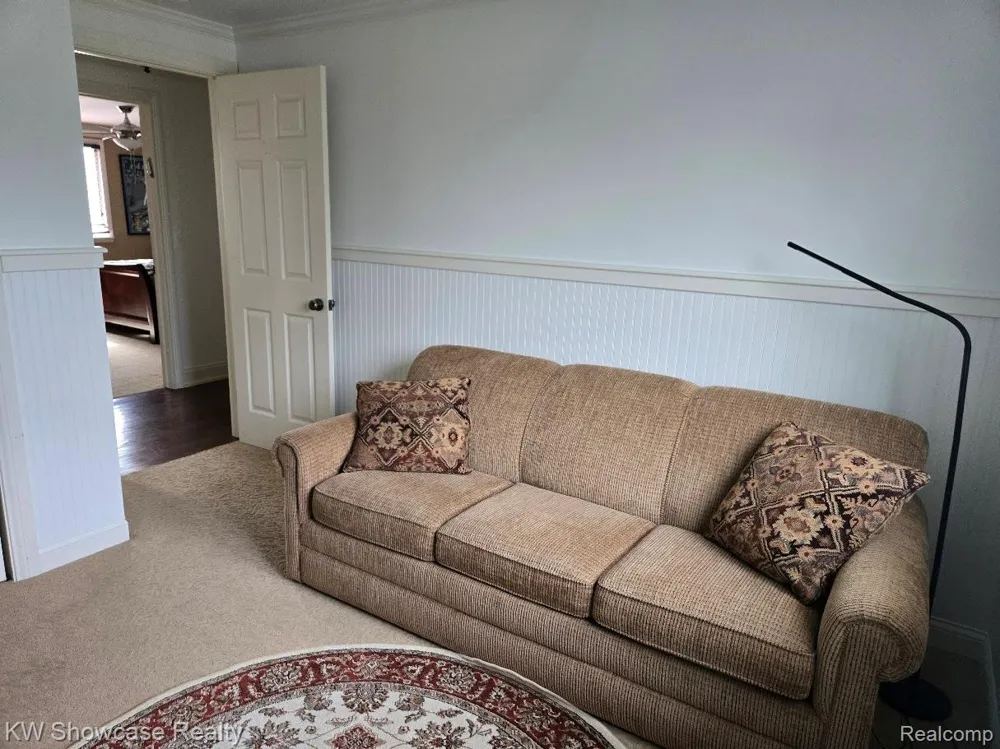 474 Beverly Island Drive Waterford Charter Township, MI 48328