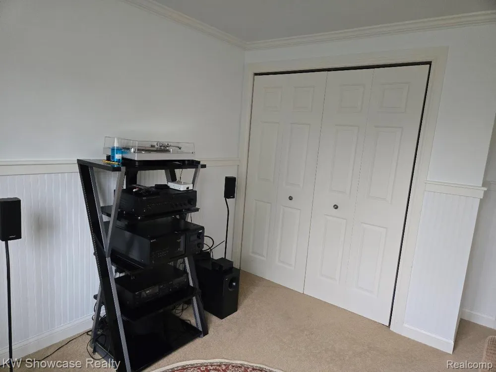 474 Beverly Island Drive Waterford Charter Township, MI 48328