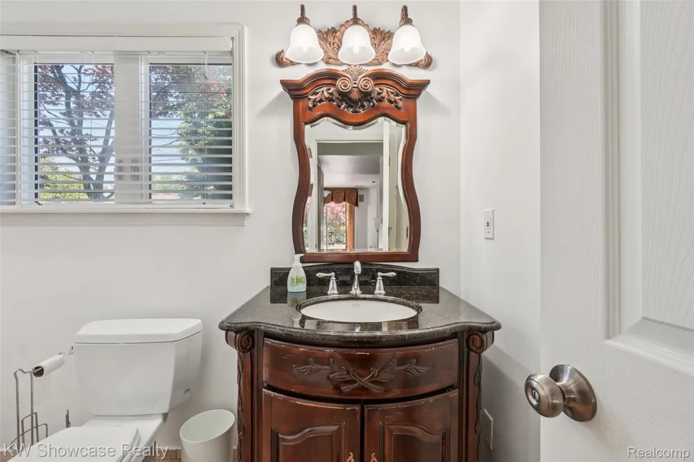 474 Beverly Island Drive Waterford Charter Township, MI 48328