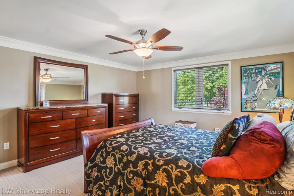474 Beverly Island Drive Waterford Charter Township, MI 48328