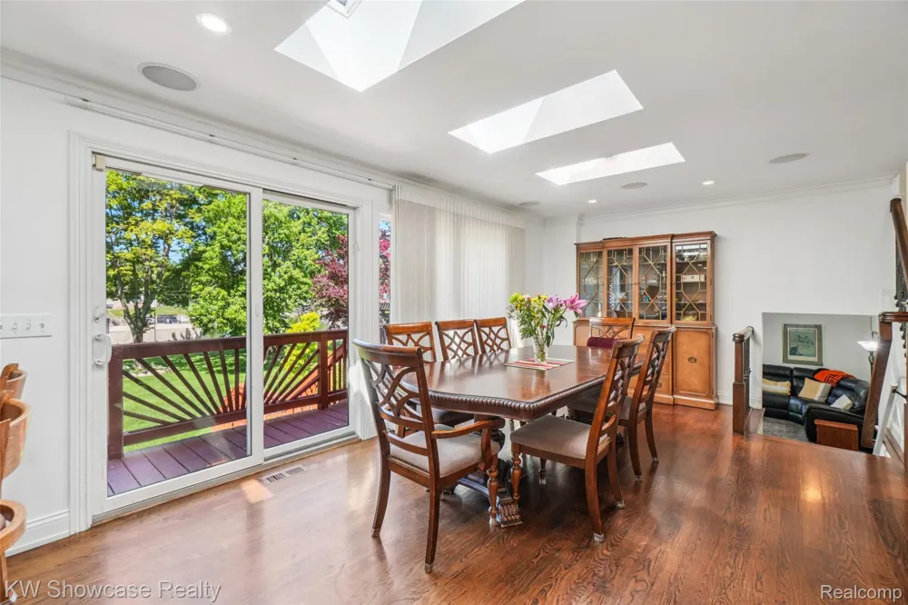 474 Beverly Island Drive Waterford Charter Township, MI 48328