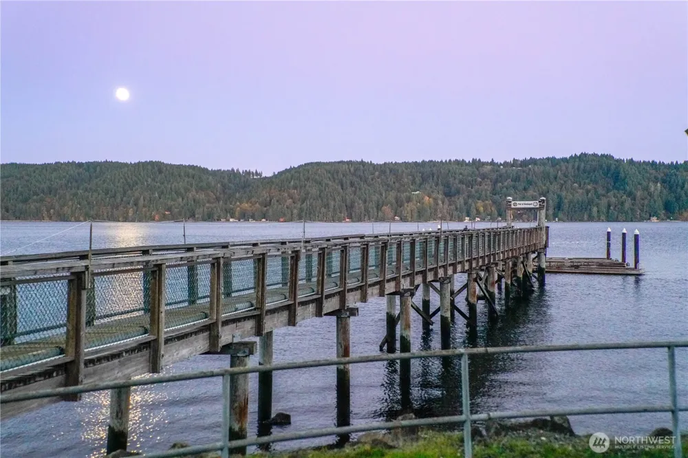21 Quinault Place Hoodsport, WA 98548