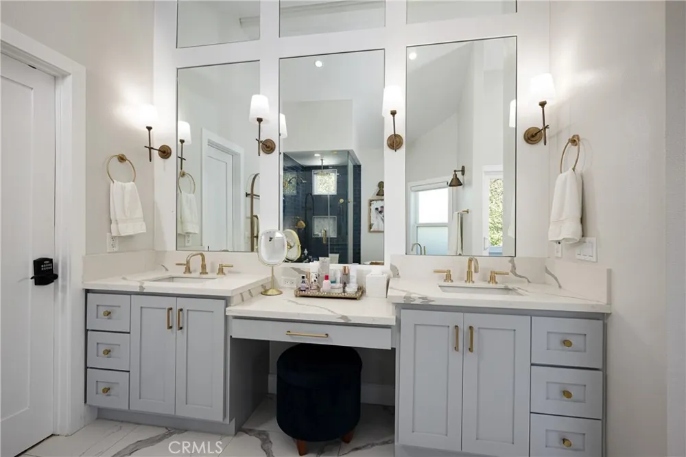 1603 Sea Horse Circle Costa Mesa, CA 92627