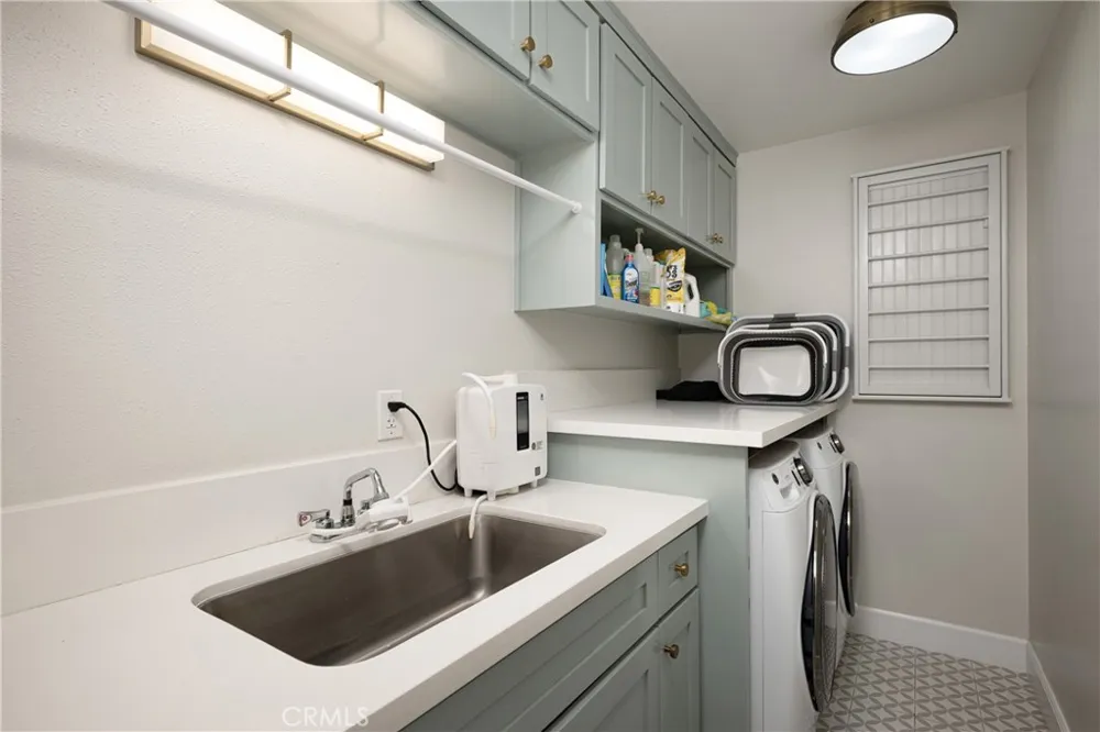 1603 Sea Horse Circle Costa Mesa, CA 92627