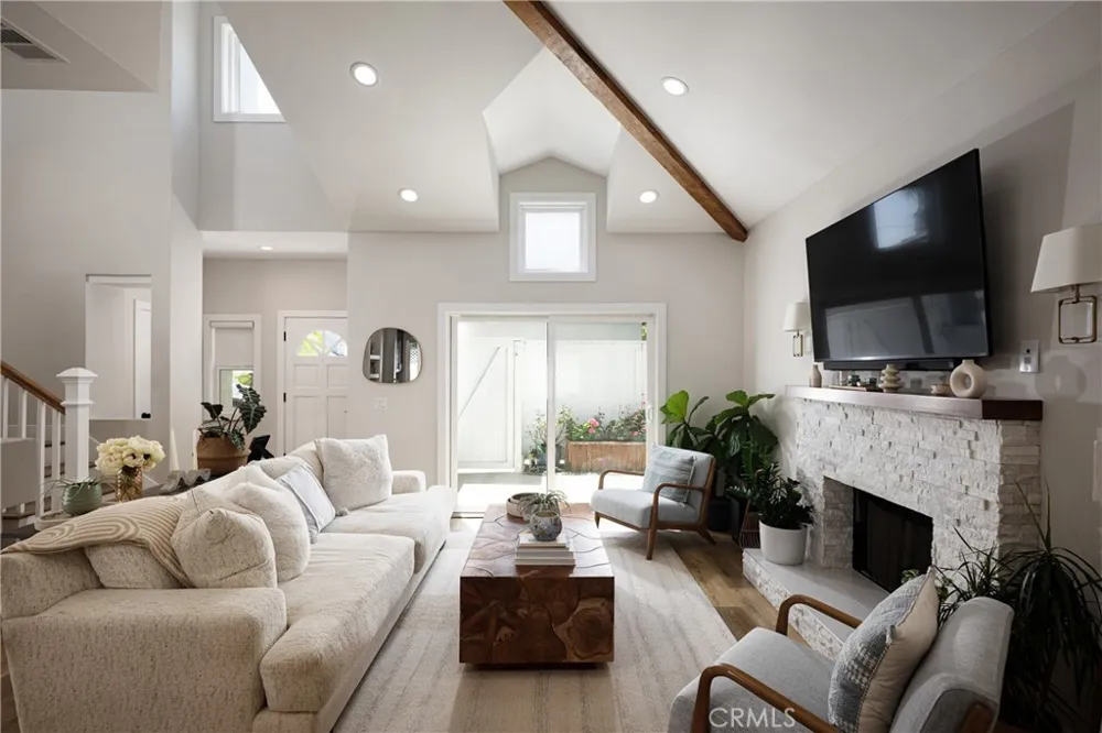 1603 Sea Horse Circle Costa Mesa, CA 92627