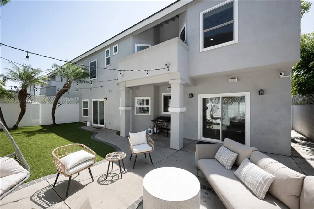 1603 Sea Horse Circle Costa Mesa, CA 92627