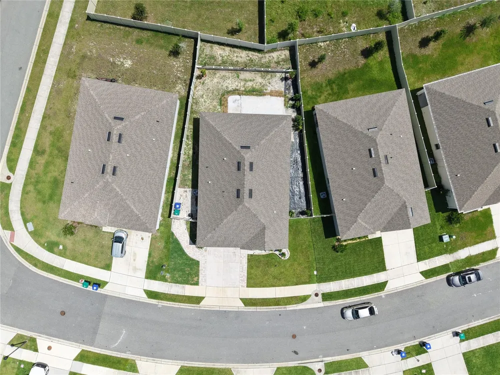 11370 AMBER RIDGE DRIVE Zellwood, FL 32798