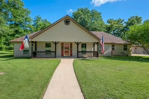 4529 Quiet Waters North Zulch, TX 77872