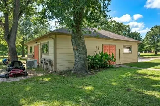 4529 Quiet Waters North Zulch, TX 77872