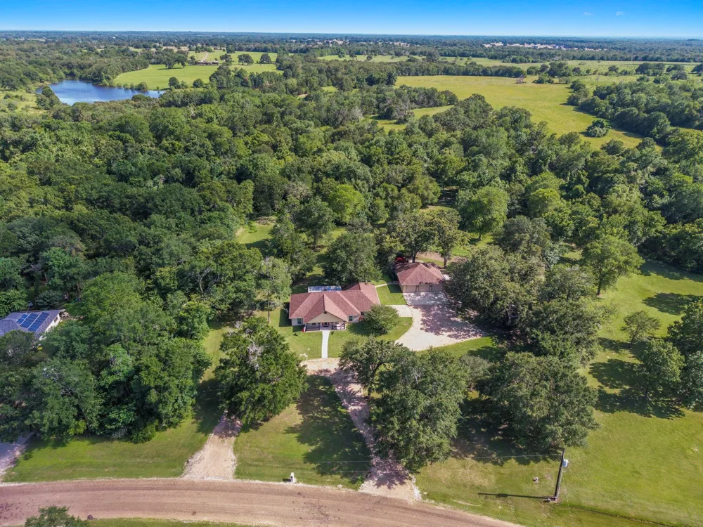 4529 Quiet Waters North Zulch, TX 77872