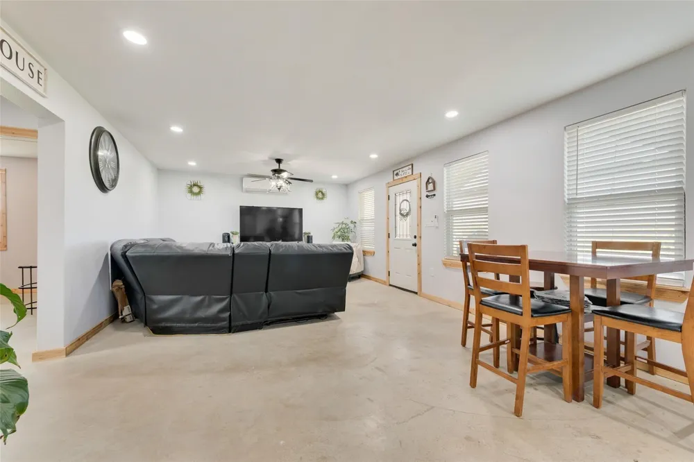 199 Hill County Road 4434 Itasca, TX 76055
