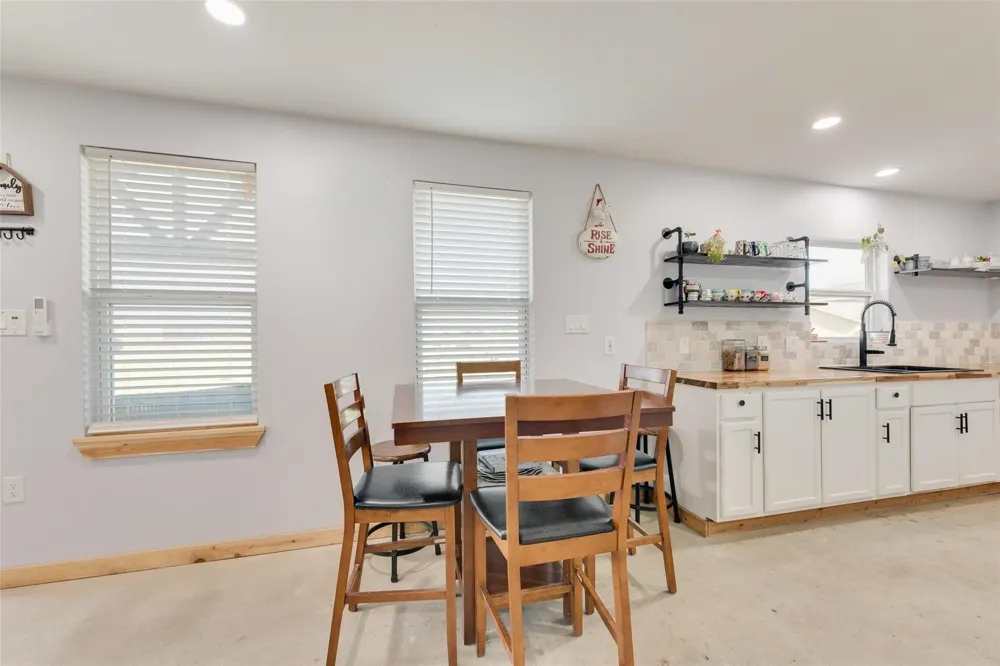 199 Hill County Road 4434 Itasca, TX 76055