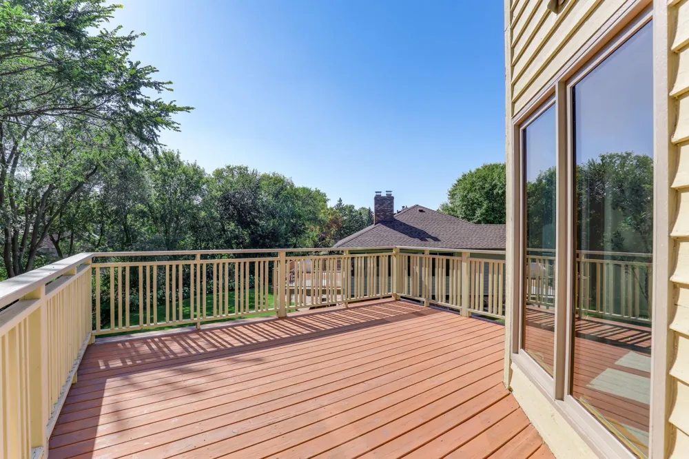 782 Evergreen Knolls Mendota Heights, MN 55118
