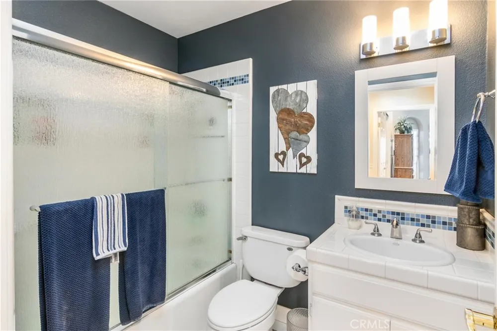 980 Witherspoon Drive Thousand Oaks, CA 91360