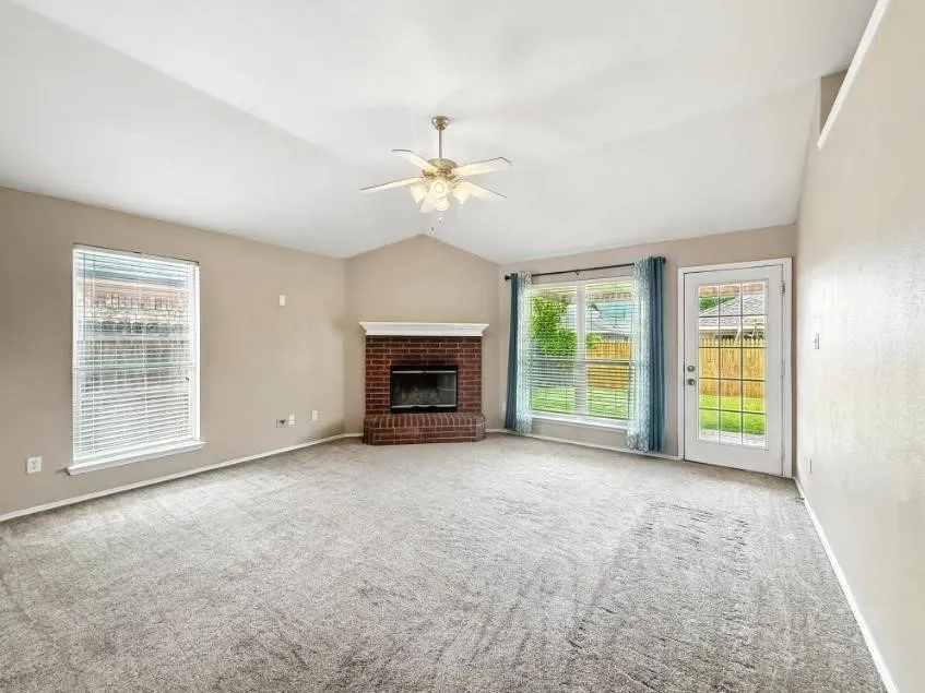 4720 Topaz Lane Granbury, TX 76049