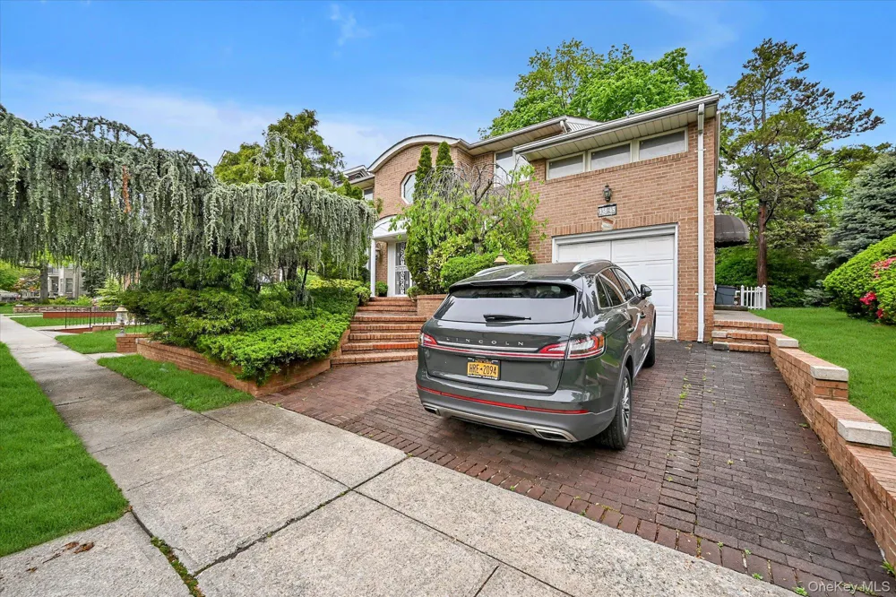 138-45 78th Drive Kew Garden Hills, NY 11367