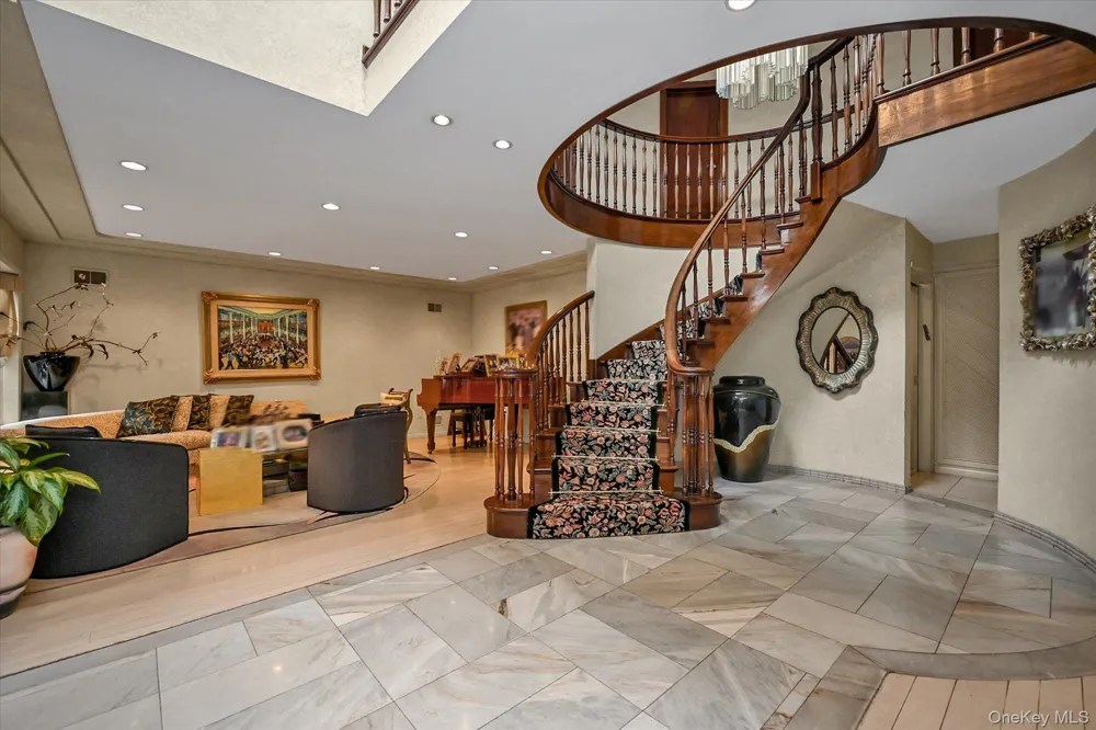 138-45 78th Drive Kew Garden Hills, NY 11367
