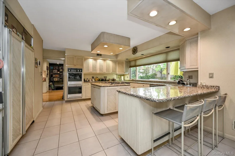138-45 78th Drive Kew Garden Hills, NY 11367