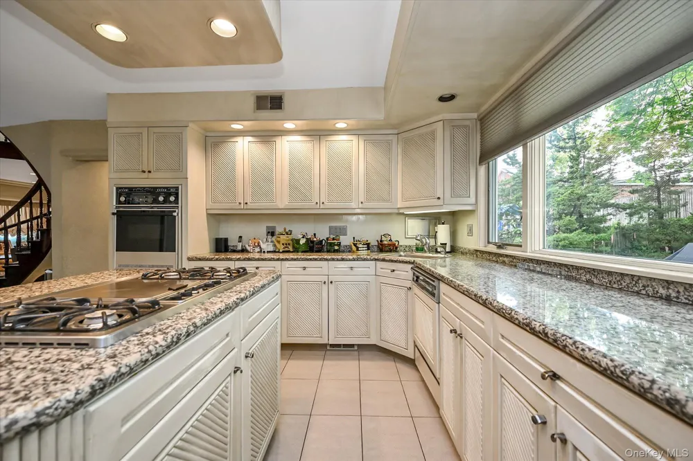 138-45 78th Drive Kew Garden Hills, NY 11367