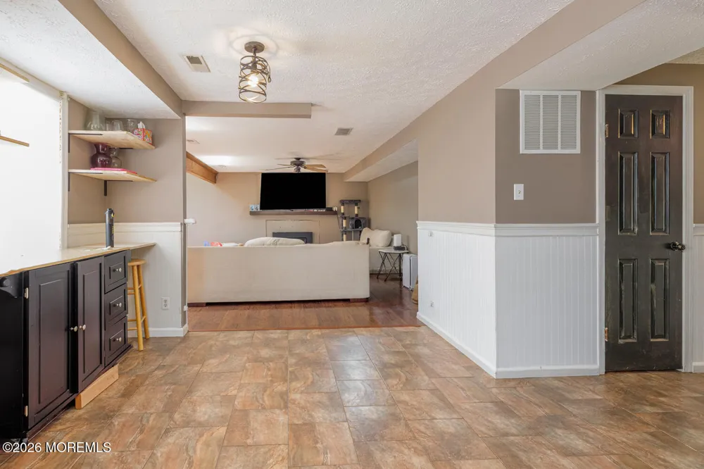 83 Saint Andrews Drive Little Egg Harbor, NJ 08087