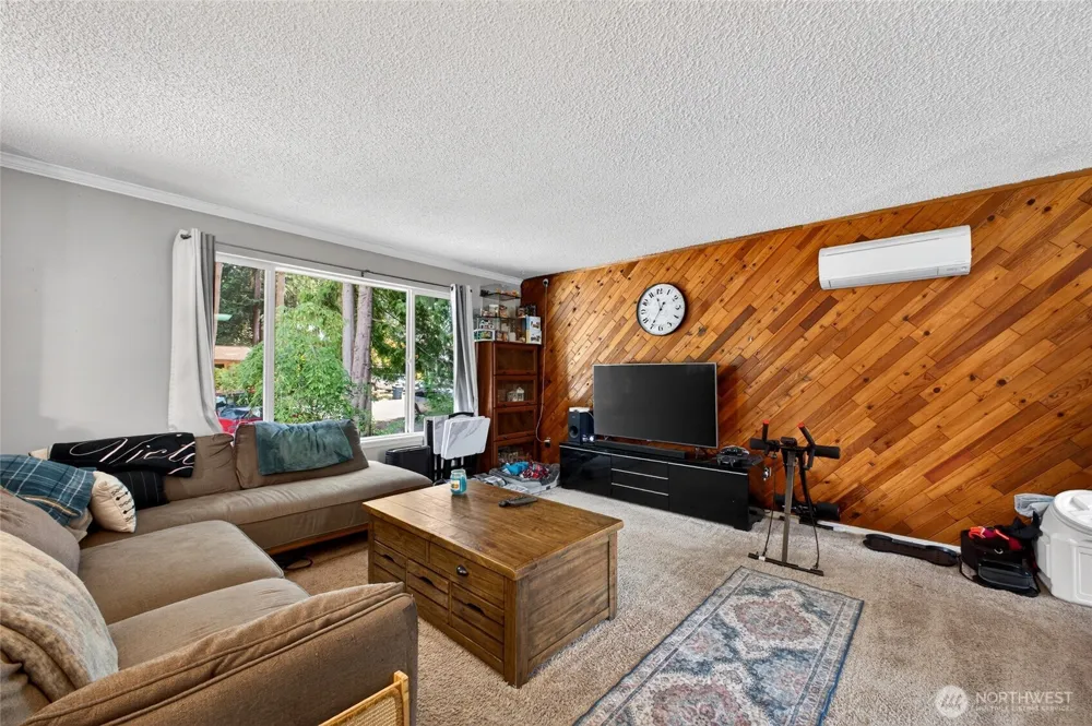 4216 W Tapps Drive E Lake Tapps, WA 98391