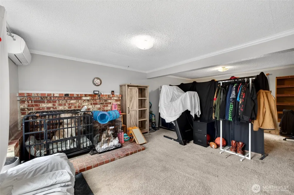 4216 W Tapps Drive E Lake Tapps, WA 98391