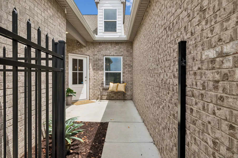 2330 Laurelstone Dr Murfreesboro, TN 37130