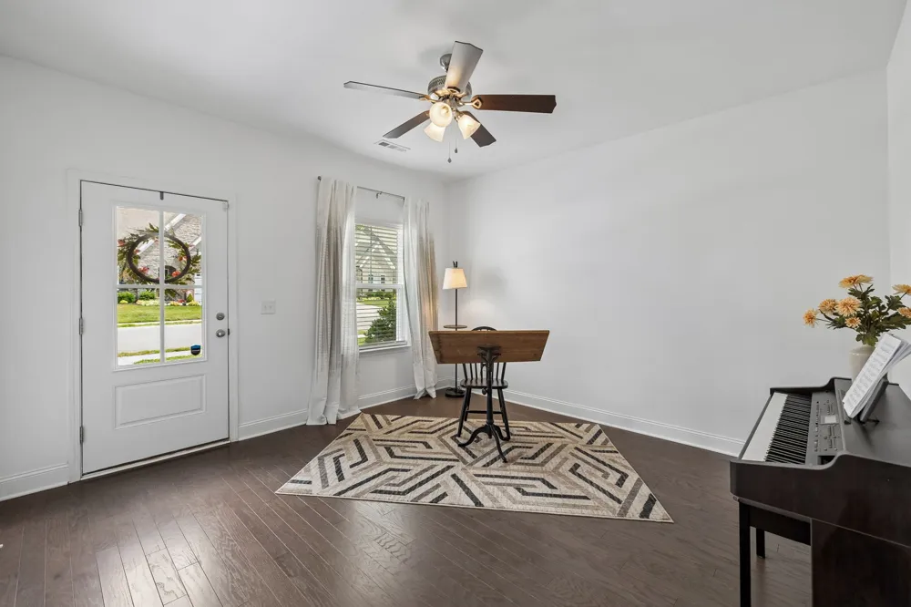 2330 Laurelstone Dr Murfreesboro, TN 37130