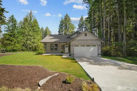 11813 Island Drive