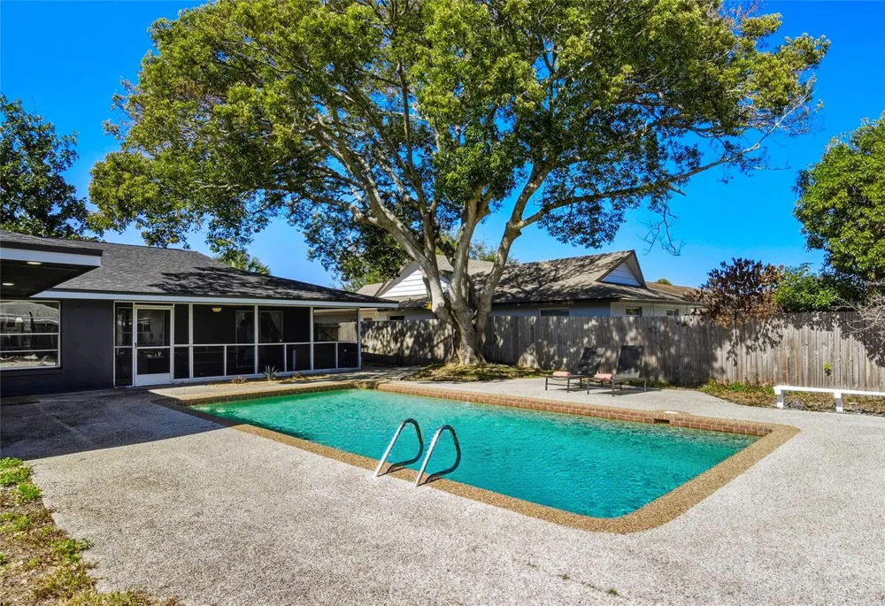 213 DOVERWOOD ROAD Fern Park, FL 32730