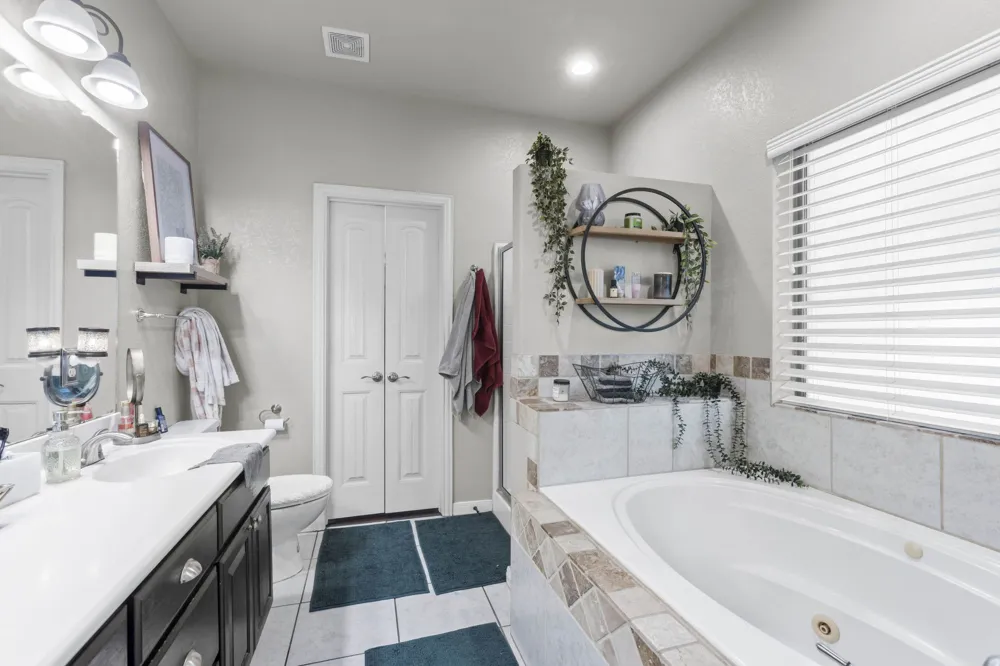 3148 Lippizan Street Robinson, TX 76706