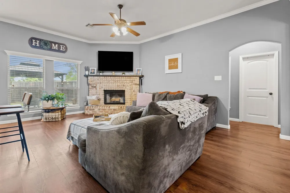 3148 Lippizan Street Robinson, TX 76706