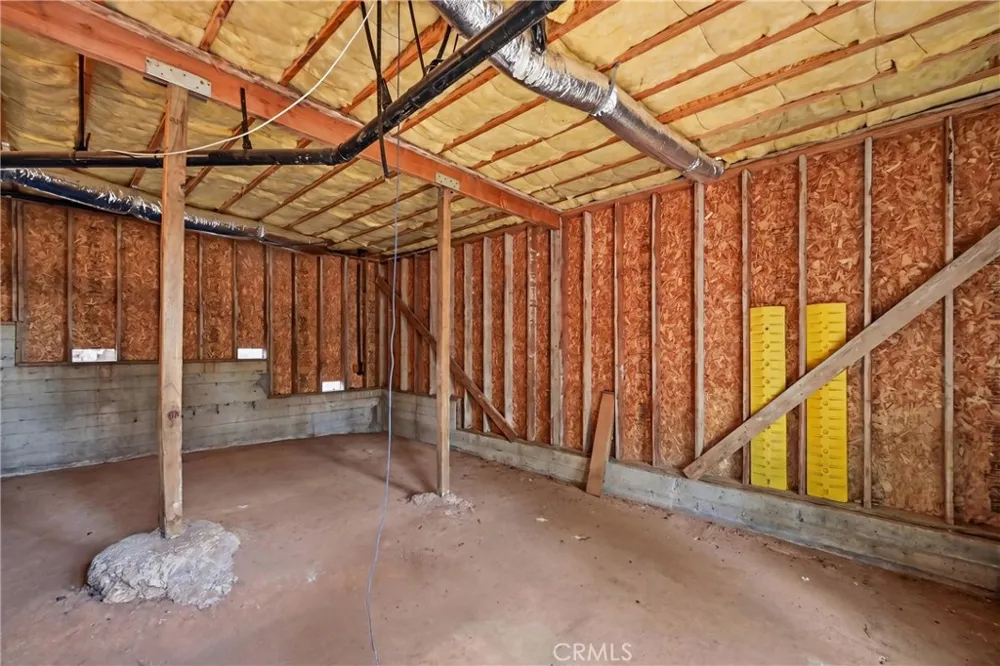 18685 Oak Grove Hidden Valley Lake, CA 95467