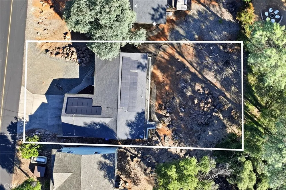 18685 Oak Grove Hidden Valley Lake, CA 95467