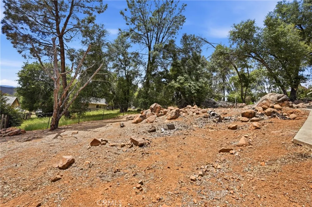 18685 Oak Grove Hidden Valley Lake, CA 95467