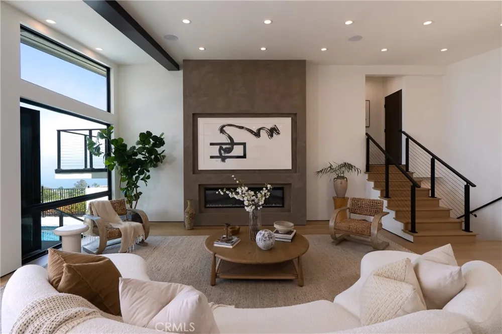 28711 Cedarbluff Drive Rancho Palos Verdes, CA 90275