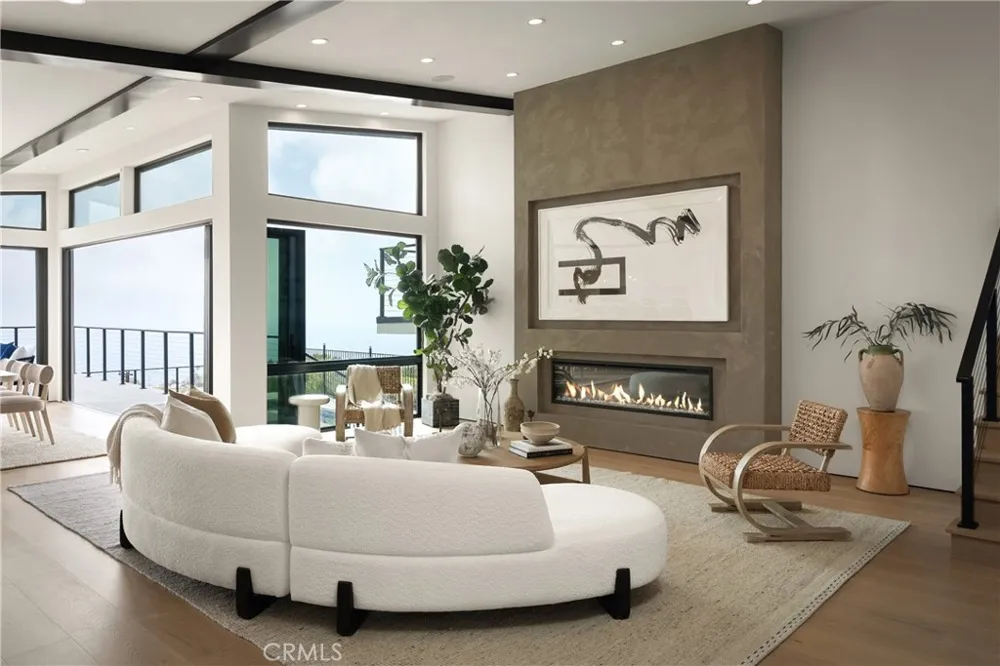 28711 Cedarbluff Drive Rancho Palos Verdes, CA 90275