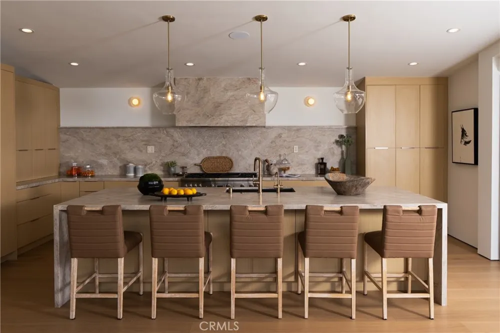 28711 Cedarbluff Drive Rancho Palos Verdes, CA 90275