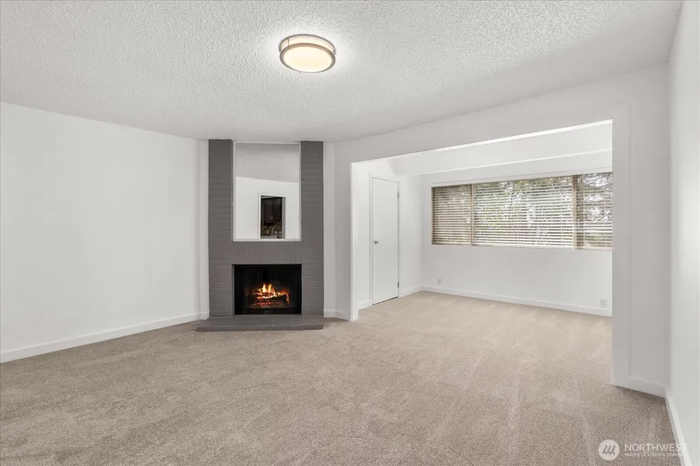 12517 NE 23rd Place #A3 Bellevue, WA 98005